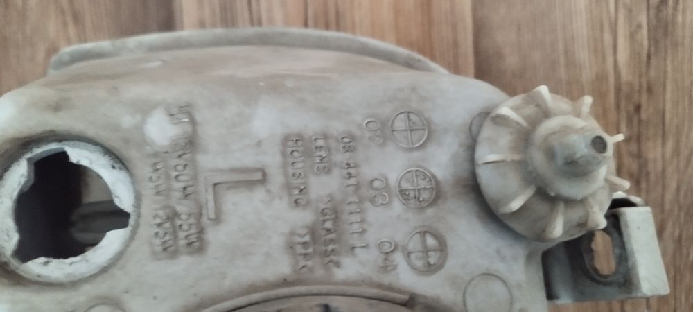 Продам фары гольф 3