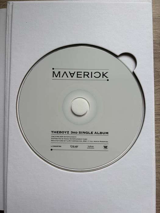 Kpop THE BOYZ Maverick албум