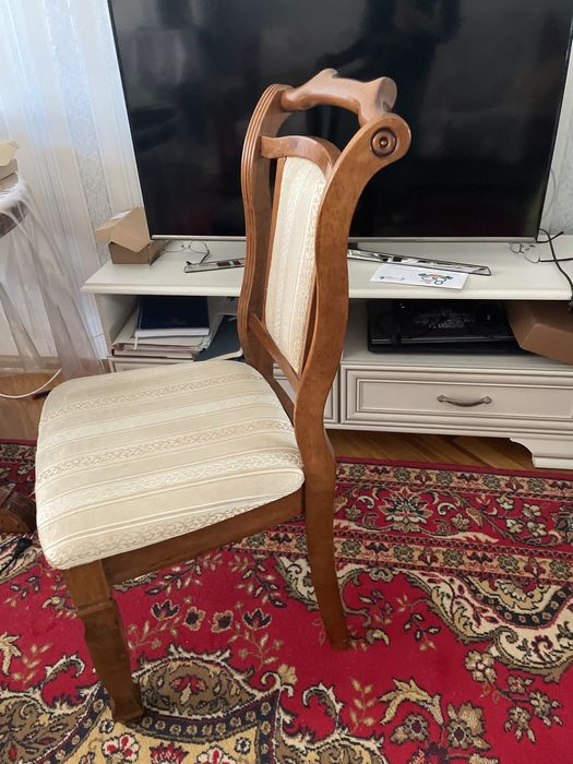 Стол и 6 стульев дерево