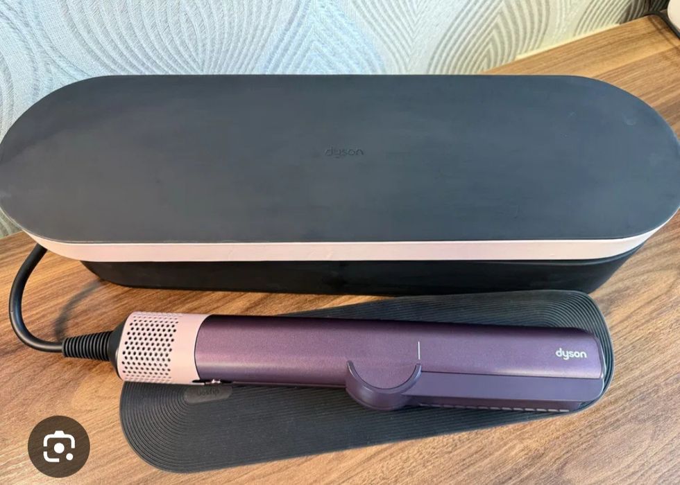 для волос Dyson Airstrait