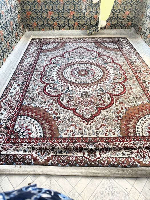 2,5 3,5 gilam yangi sotililadi