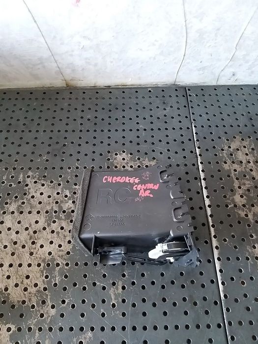 Grila ventilatie bord dreapta centrala jeep grand cherokee 4 wk wk2 x90020400xx