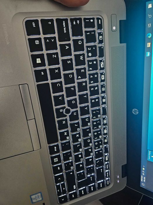 Laptop HP - Intel i7 - 990 lei FIX