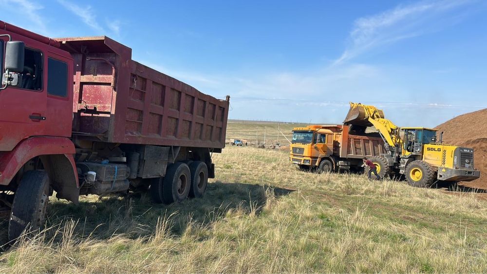 Услуга самосвала ХоВо 25 тонн