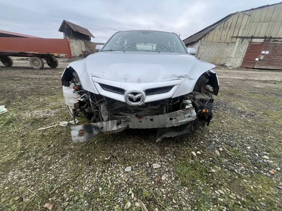 Mazda 3 2009 avariaă 2.0 diesel