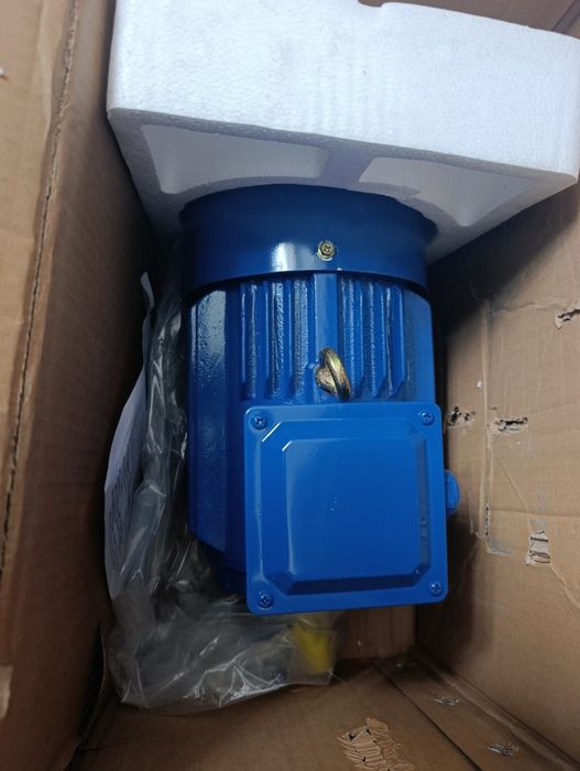 Продам двиготель