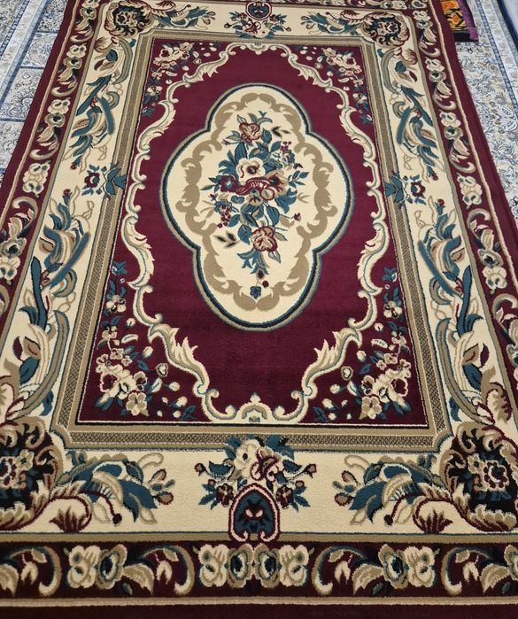 Продам ковры в хорошем состоянии