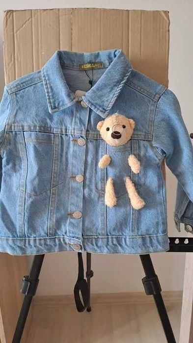 Geacă din denim pentru copii pictată manual cu Stitch
