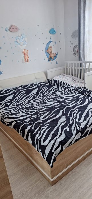 Vând apartament 2 camere în  tractorul