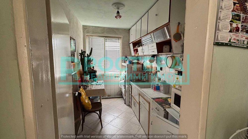 Многостаен Етаж от Къща - кв. Вароша