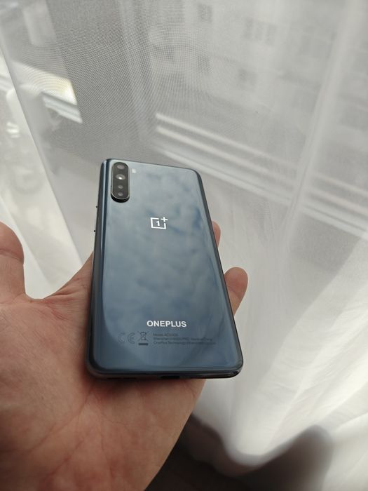 Oneplus nord 12 GB RAM 256 GB ROM