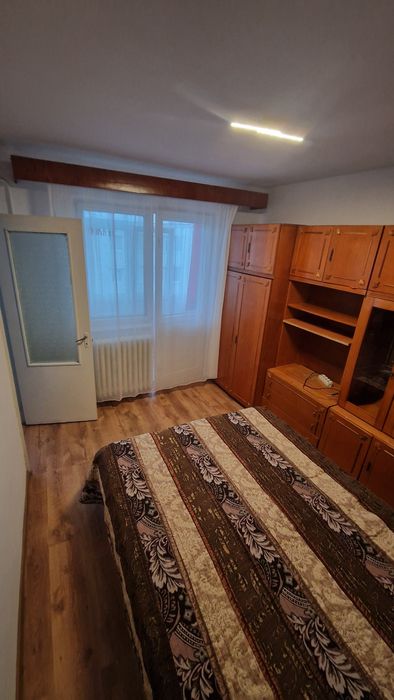 Închiriez apartament 2 camere mobilat