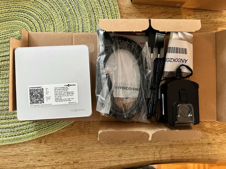 Accesoriu termic Viessmann Vitoconnect OPTO2 7637415 / ZK03836 Nou !