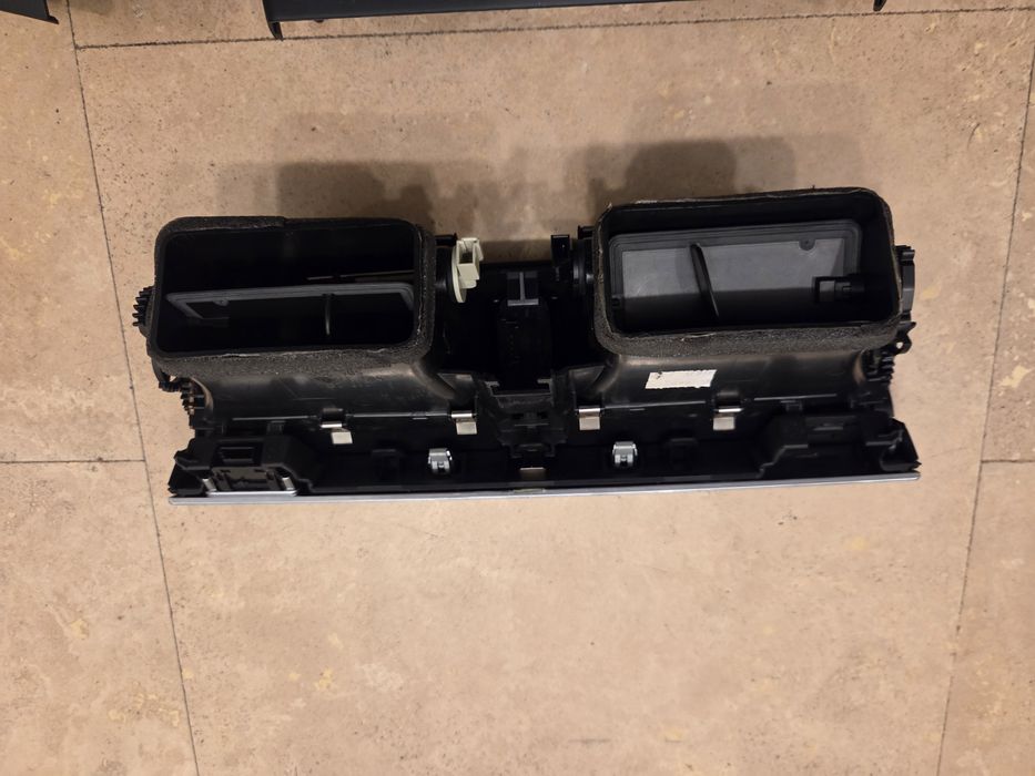 Grile grila aer aerisire bord fata stanga spate BMW X5 E70 X6 E71 LCI