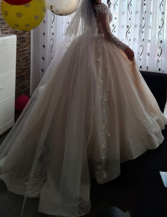 Vând rochie de mireasa