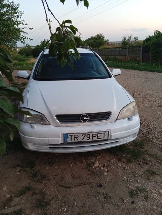 Vând opal Astra G  preț negociabil