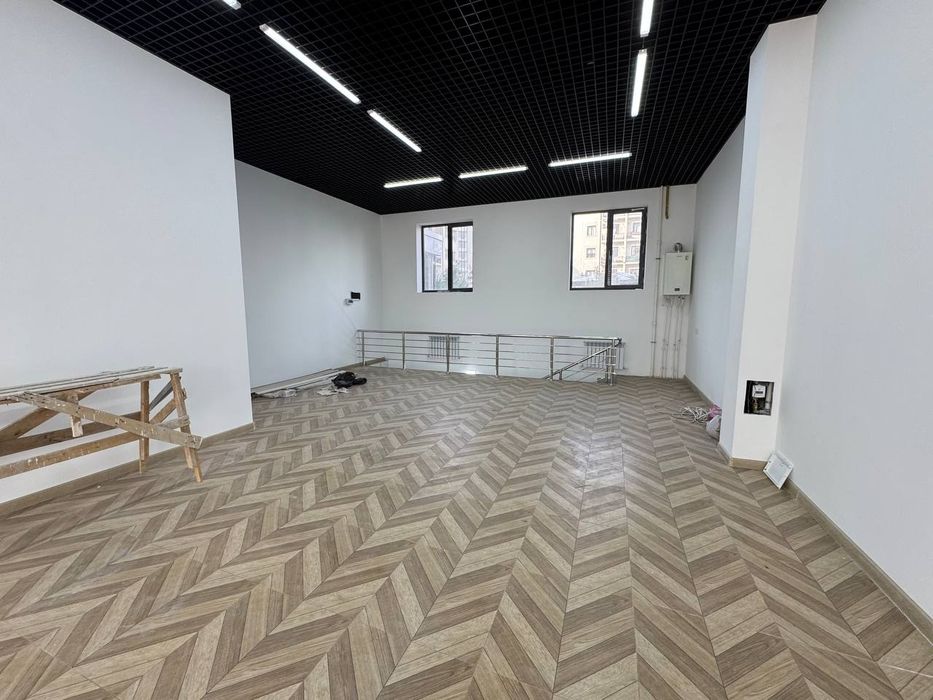 Аренда Офис или Склад на Сергели район 210  кв