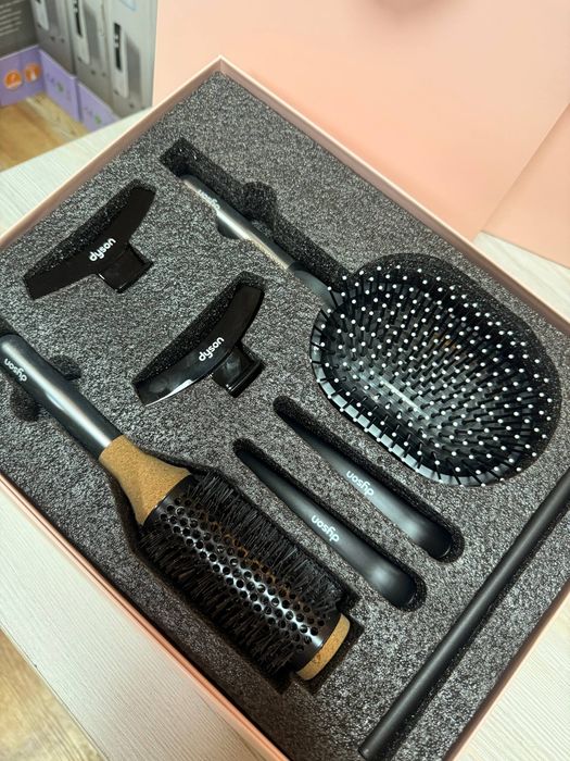Dyson  taroq nabori