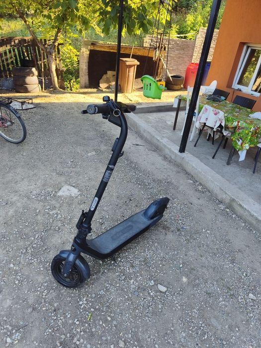 Vând trotinetă ninebot e2Pro