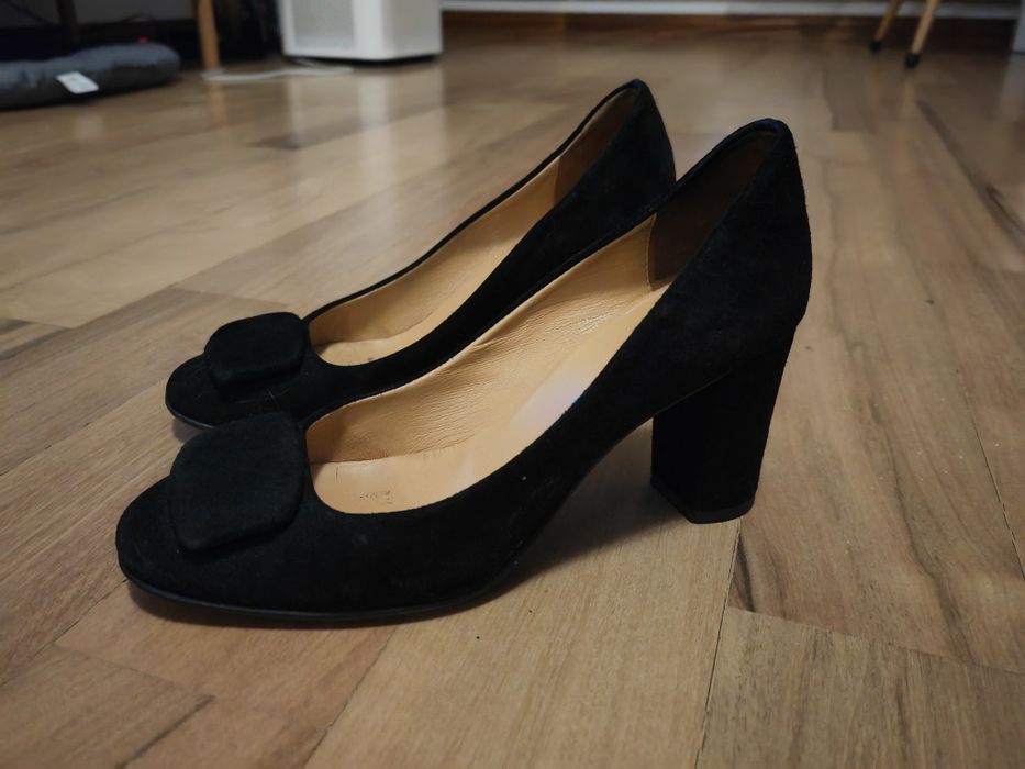 Pantofi piele intoarsa