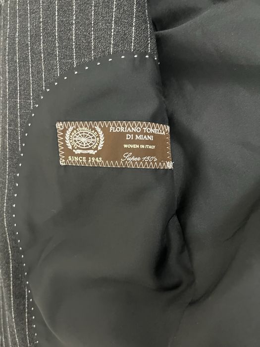 продам костюм б/у в отличном состоянии