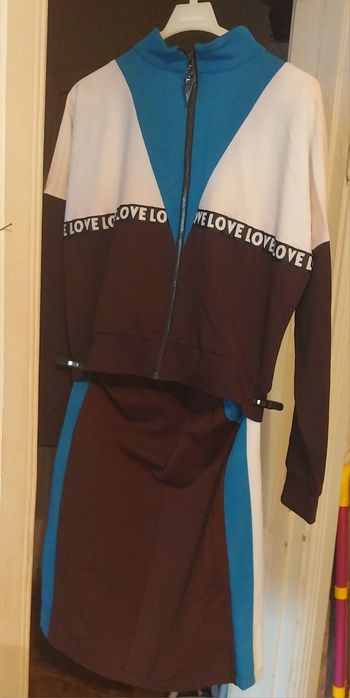 Продам    костюм