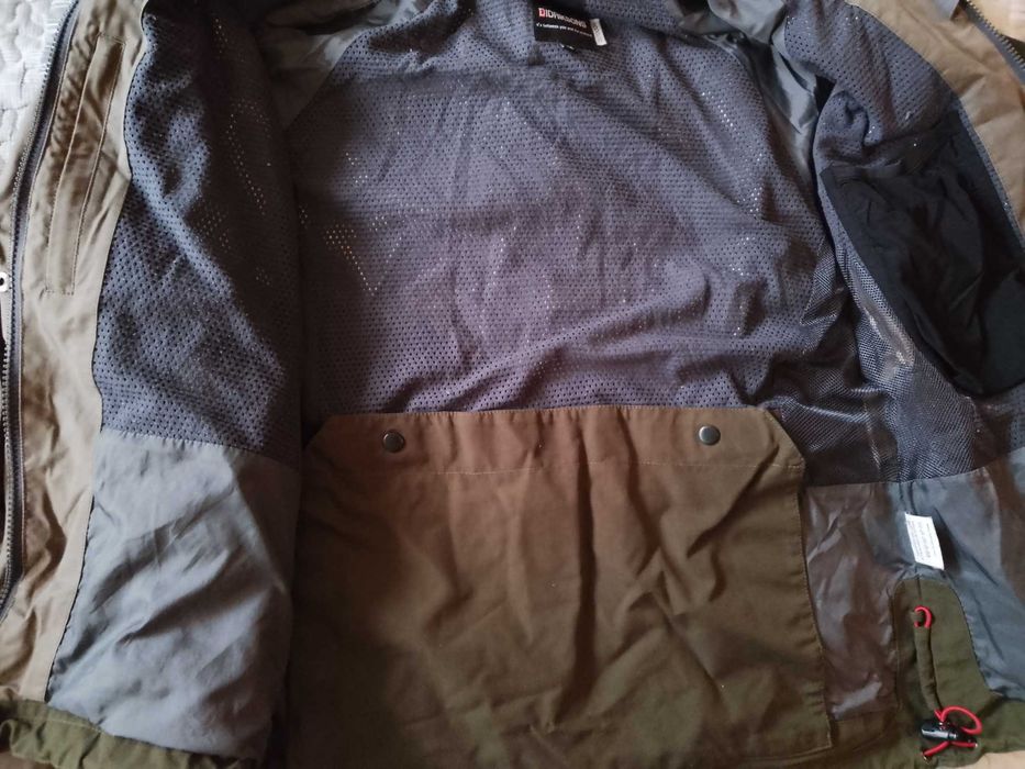 Мъжко много удобно яке