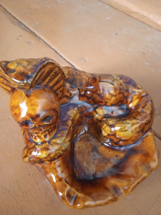 Сувениры разные.