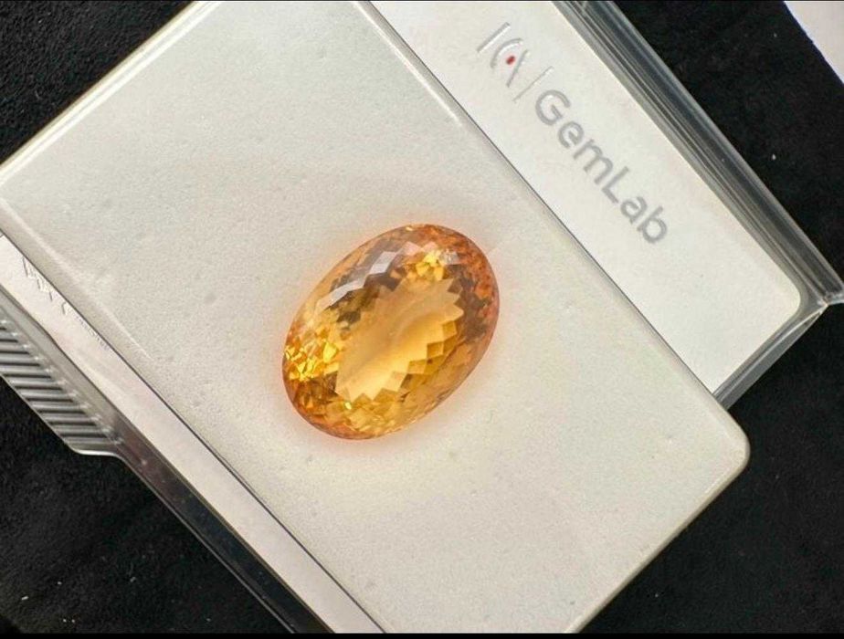 Citrin natural gigant 35.09 ct - Sigilat
