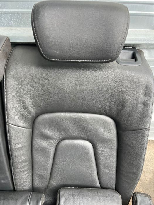 Салон Ауди AUDI A4 B8 черен кожа обикновен ном 209