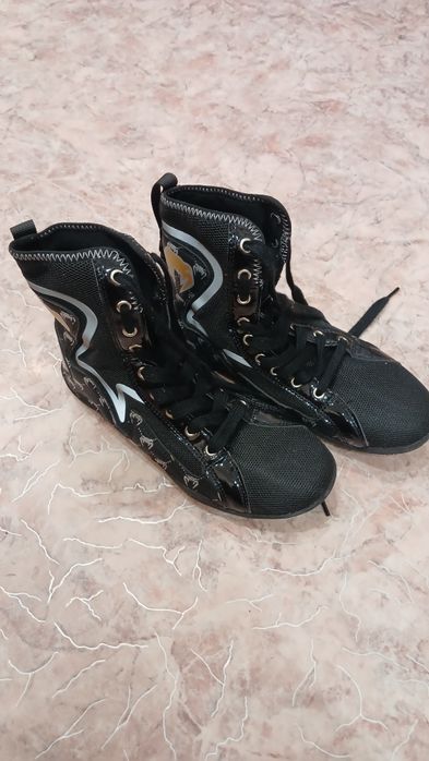 Продам спортивные вещи