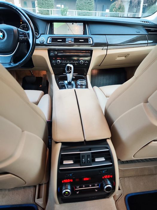 Vand BMW X5 an 2018 TVA deductibil