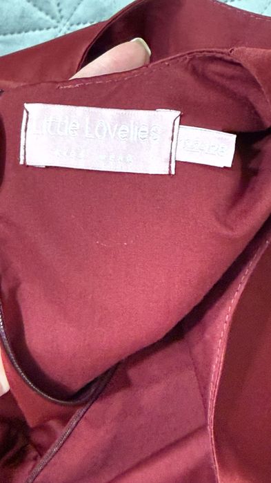 Детска рокля, като нова. 122-128