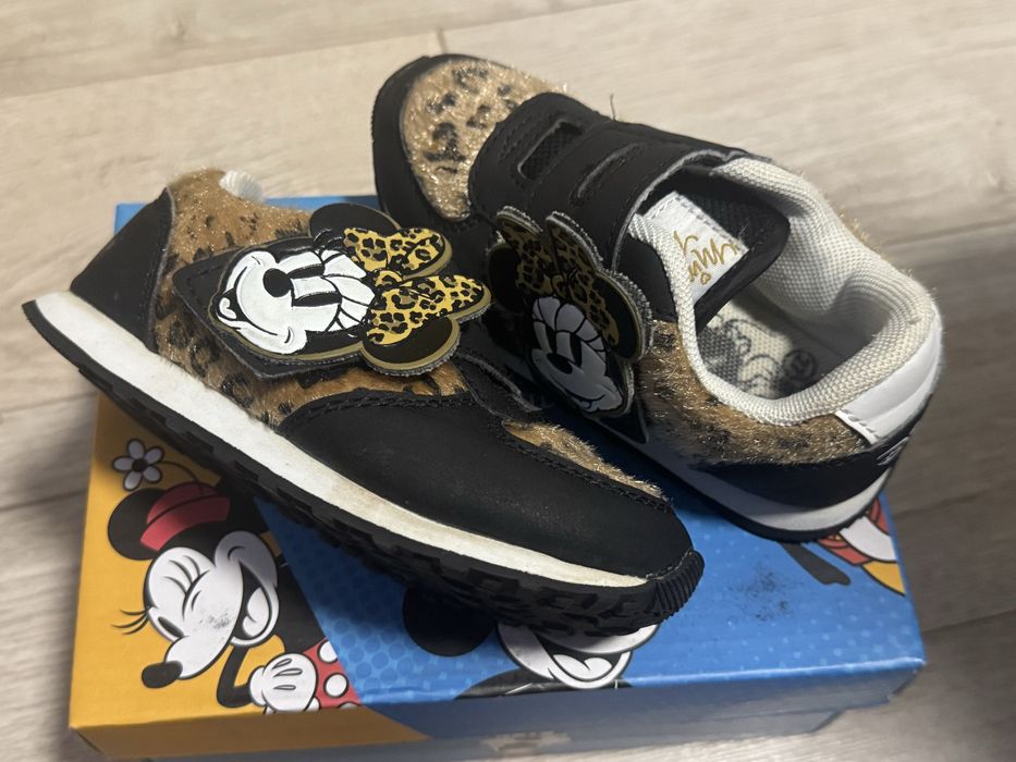 Маратонка обувка mickey mouse