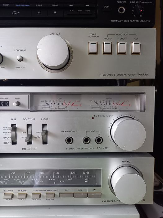 Sony ta f30, st a35l și tc k22 linie de colecție