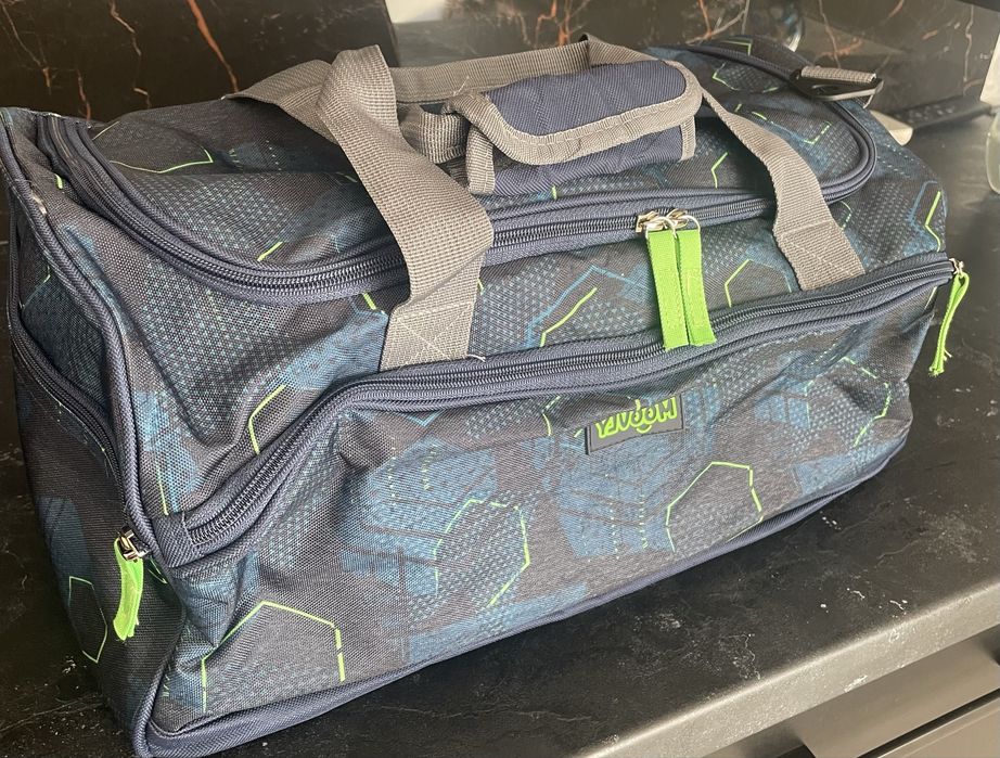 Раница за самолет и сак