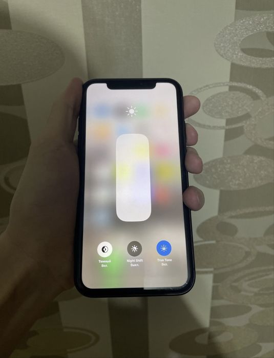 iPhone 11 срочно продам