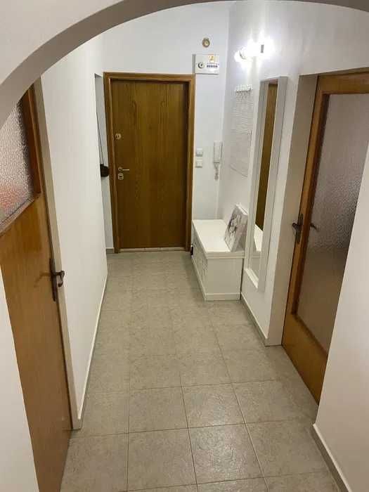 Дава се под наем Тристаен апартамент в София, Сердика - 80 кв.м за 550 € - Снимка #3