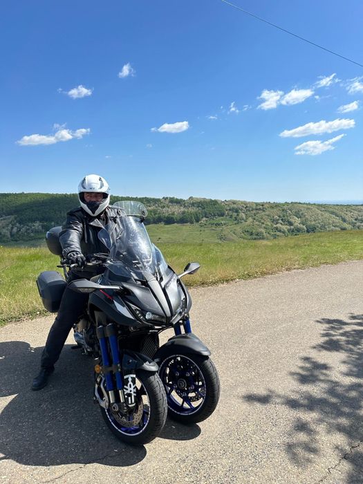 Vand/Schimb Yamaha Niken 2019 full si extra dotari , stare foarte buna