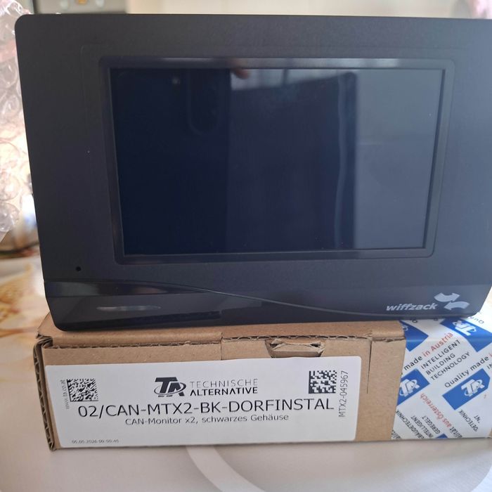 Monitor de operare și afișaj cu ecran tactil de 4,3” pentru rețele CAN-Bus din sistemele de automatizare a clădirilor (încălzire, ventilare, solar)