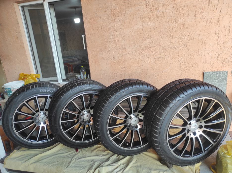 Продам Диски с резиной зимние.