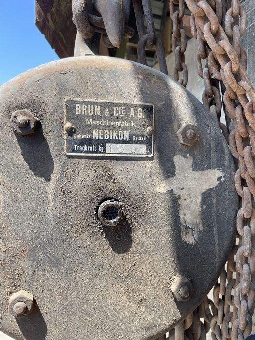 Ръчна верижна лебедка