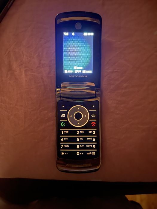 Продается Motorola V8/V9 CDMA Perfectum