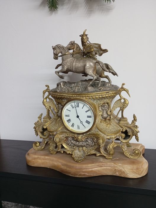 Schimb Ceas vechi pt șemineu anii 1850 bronz masiv, mecanism mecanic p