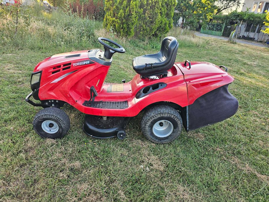 Тракторна Косачка Briggs&Stratton  17,5. Коня. ПЕРФЕКТНА
