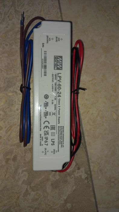 Vând bandă led+ transformator.