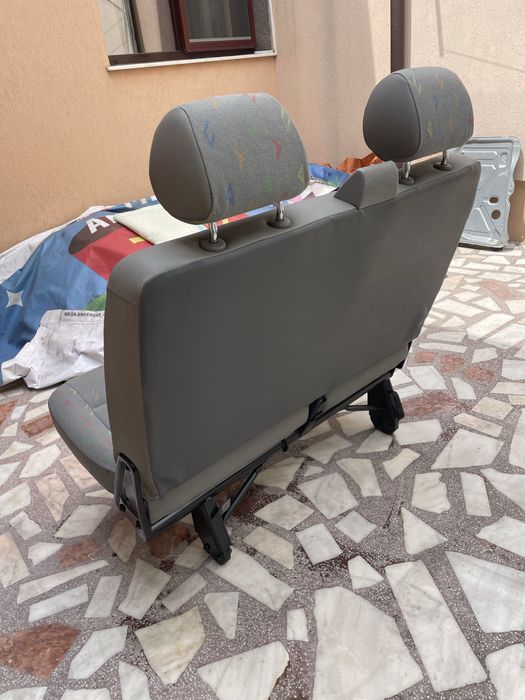 Banchete rindul 2 Volkswagen Transporter T5 an 2007 pret 1250 lei cu cotiera