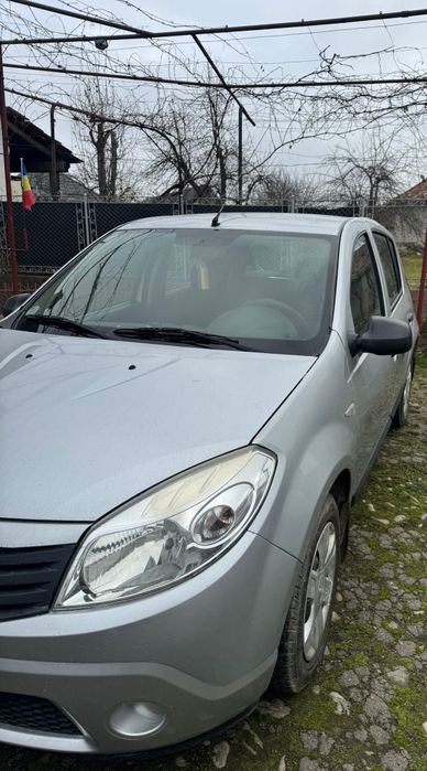 Vând Dacia Sandero