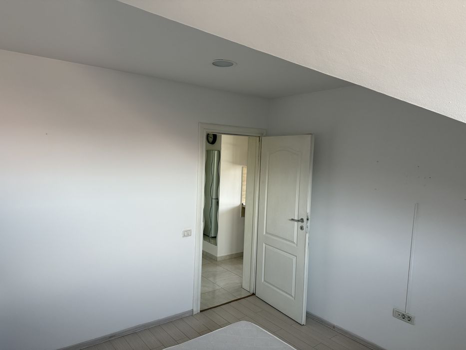 De Vanzare Apartament 3 camere Militari Rezidence