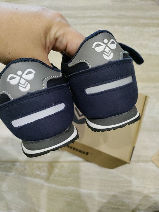 Нови оригинални маратонки Hummel